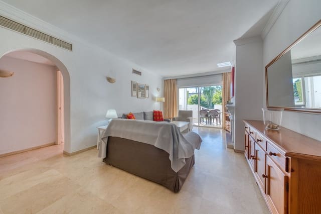 2 soverom Leilighet til salgs i New Golden Mile, Estepona med svømmebasseng garasje - € 390 000 (Ref: 9397926)
