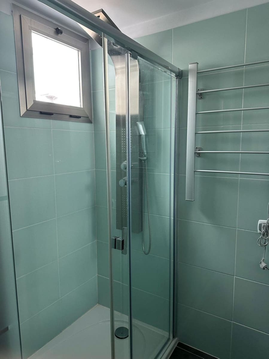 2 soveværelse Penthouse til leje i La Cala Golf med swimmingpool garage - € 1.990 (Ref: 9399999)