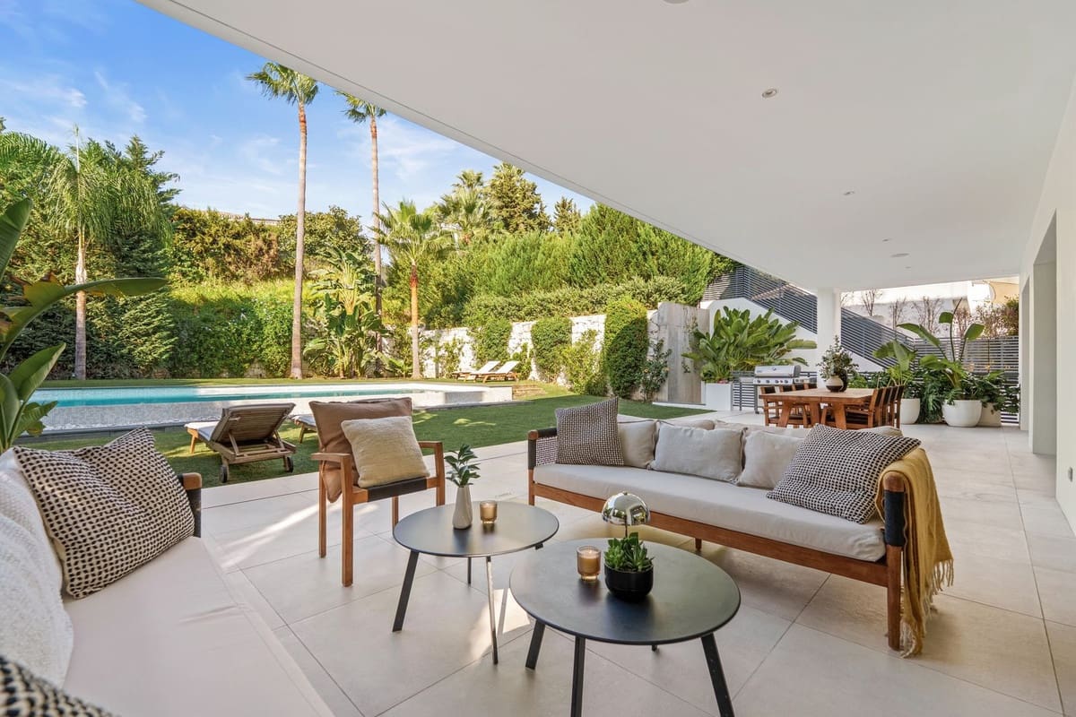 Chalet de 5 habitaciones en Marbella en venta con piscina garaje - 4.895.000 € (Ref: 9404731)