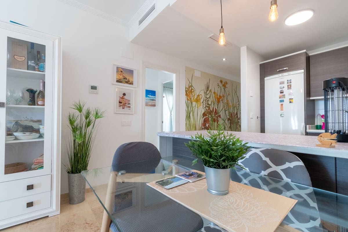 3 camera da letto Appartamento in vendita in La Duquesa / Puerto de la Duquesa con piscina garage - 230.000 € (Rif: 9409685)