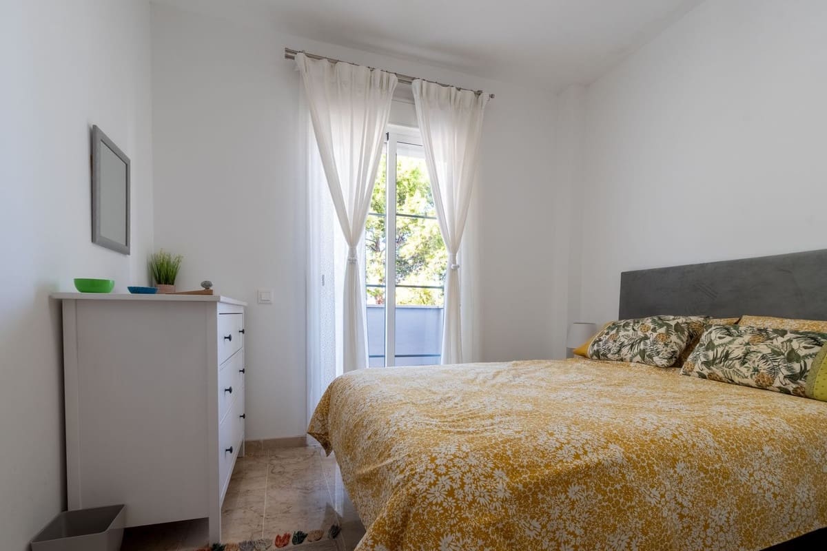 3 camera da letto Appartamento in vendita in La Duquesa / Puerto de la Duquesa con piscina garage - 230.000 € (Rif: 9409685)