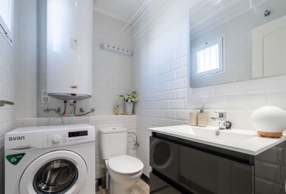 3 camera da letto Appartamento in vendita in La Duquesa / Puerto de la Duquesa con piscina garage - 230.000 € (Rif: 9409685)