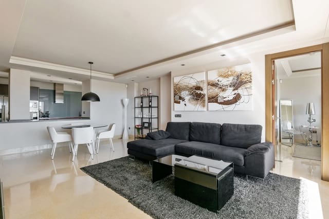 2 soveværelse Lejlighed til salg i Marbella med swimmingpool garage - € 675.000 (Ref: 9409852)