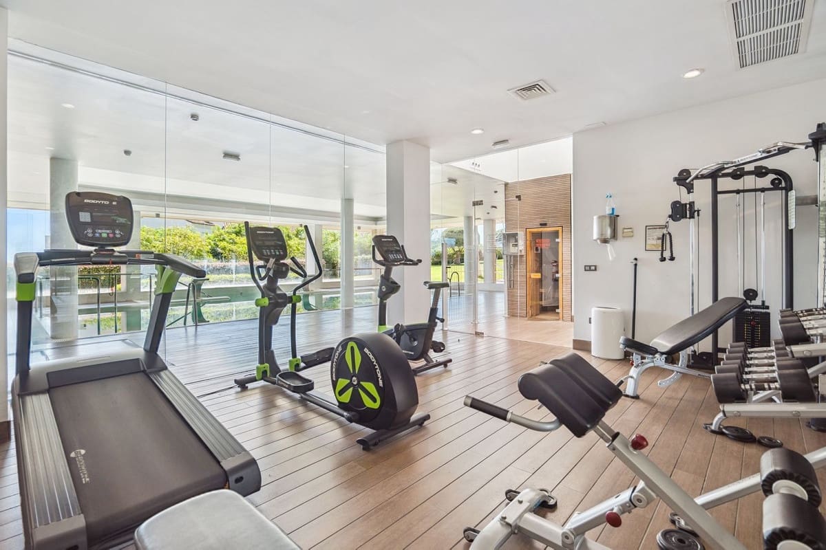 2 soveværelse Lejlighed til salg i Marbella med swimmingpool garage - € 675.000 (Ref: 9409852)