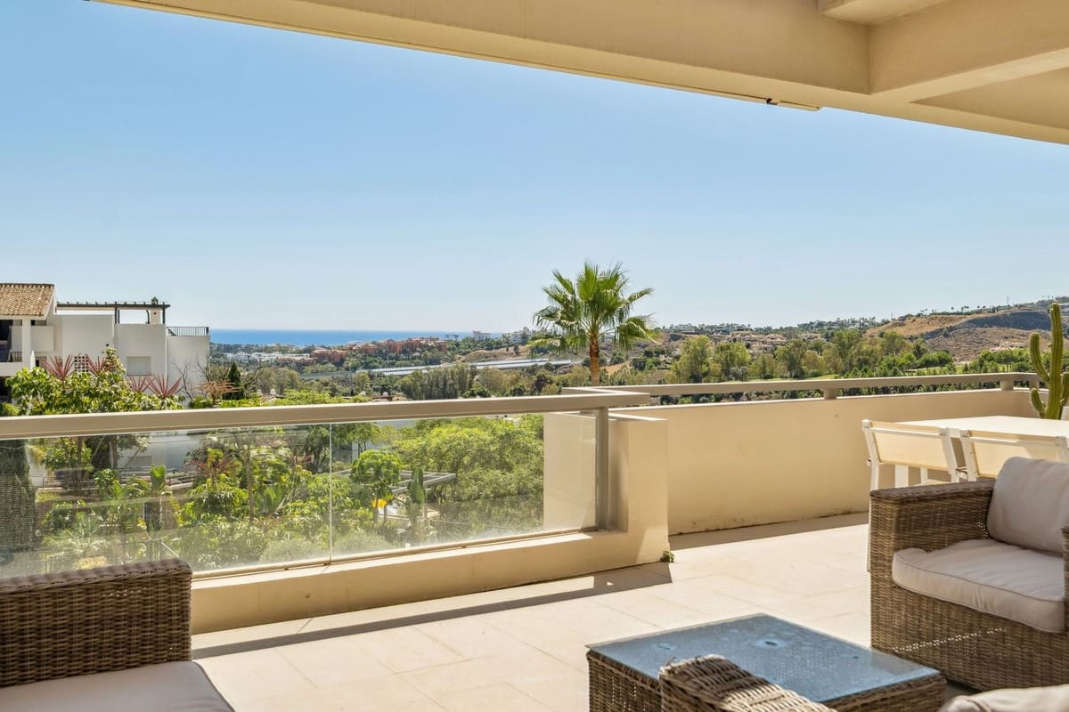2 chambre Appartement à vendre à Marbella avec piscine garage - 675 000 € (Ref: 9409852)