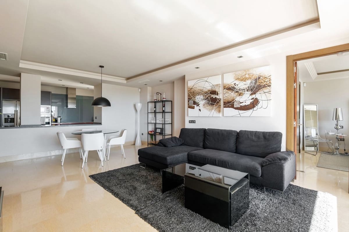 2 chambre Appartement à vendre à Marbella avec piscine garage - 675 000 € (Ref: 9409852)