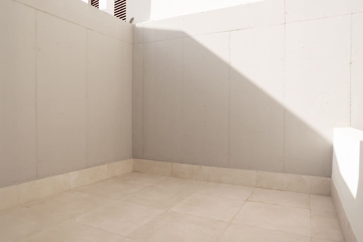 3 bedroom Apartment for sale in Estepona with garage - € 975,000 (Ref: 9409982)