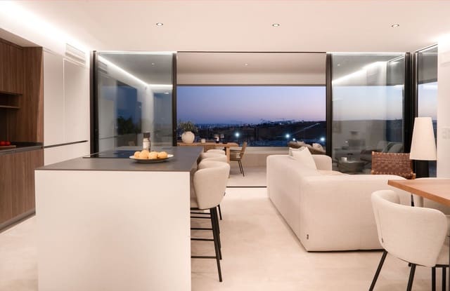 3 makuuhuone Huoneisto myytävänä paikassa Estepona mukana 
autotalli - 975 000 € (Ref: 9409982)