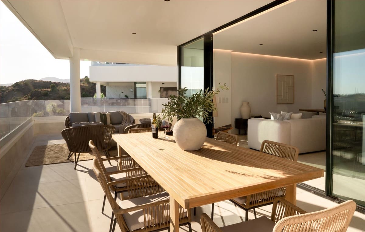 3 makuuhuone Huoneisto myytävänä paikassa Estepona mukana 
autotalli - 975 000 € (Ref: 9409982)