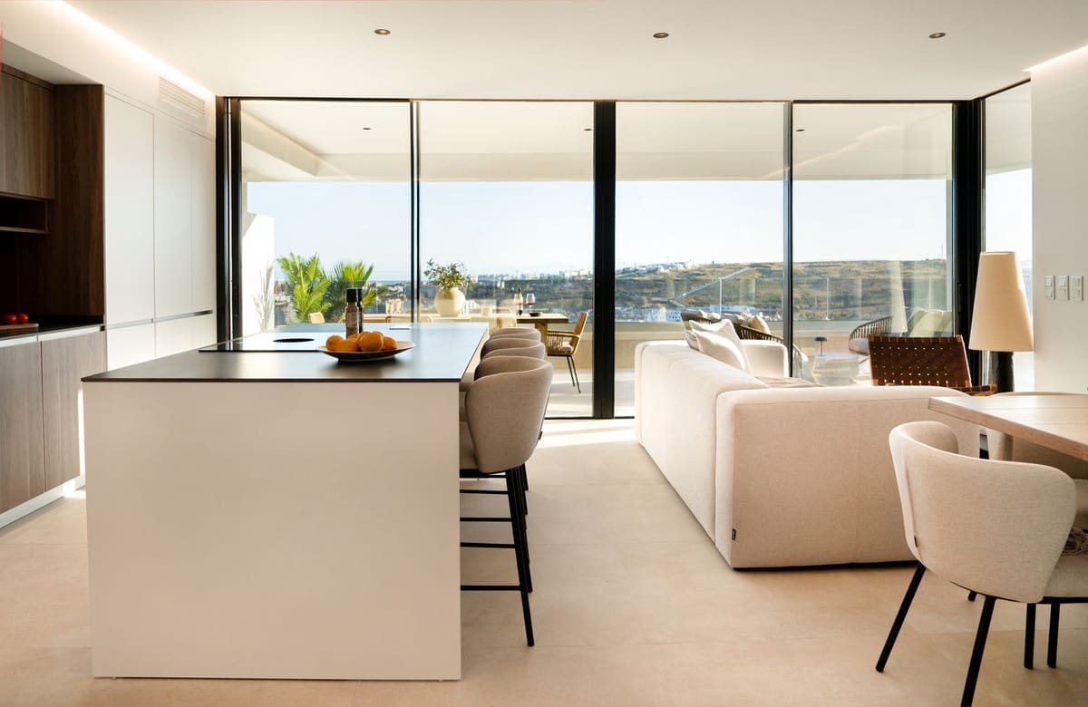 3 makuuhuone Huoneisto myytävänä paikassa Estepona mukana 
autotalli - 975 000 € (Ref: 9409982)