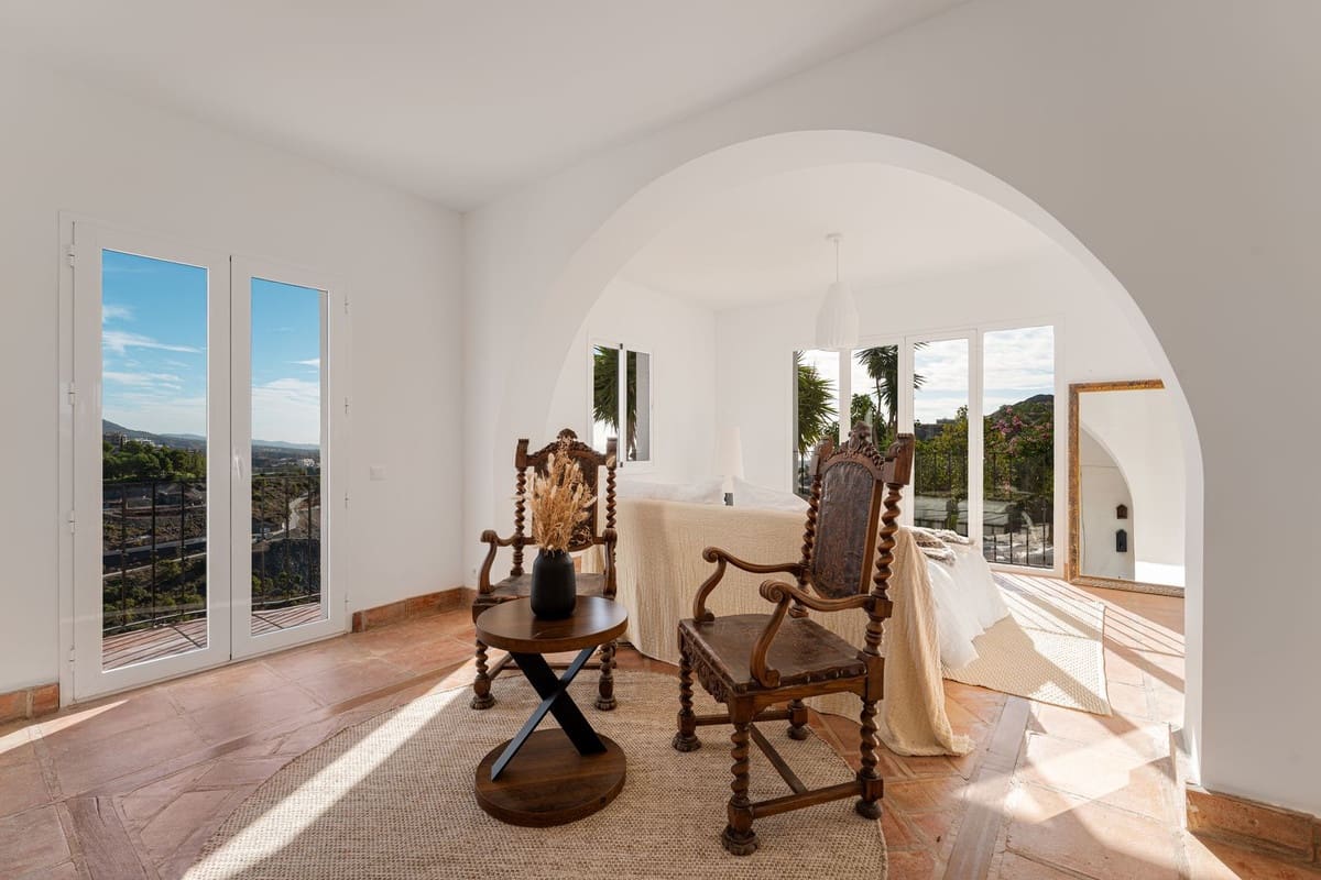 6 camera da letto Villa in vendita in El Madronal con piscina garage - 3.295.000 € (Rif: 9412746)