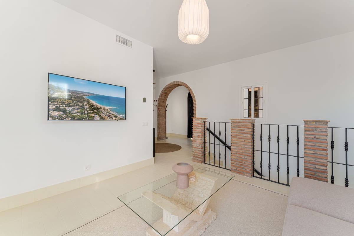 6 camera da letto Villa in vendita in El Madronal con piscina garage - 3.295.000 € (Rif: 9412746)