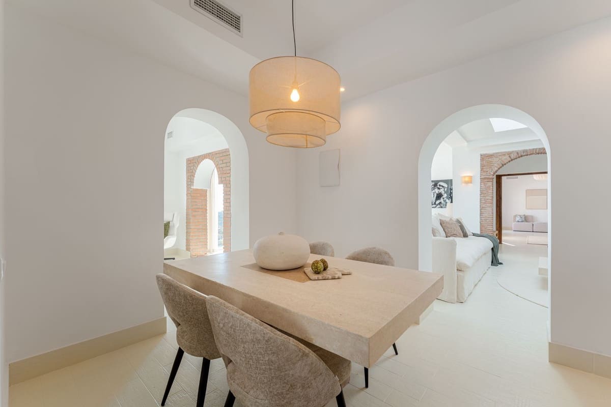 6 camera da letto Villa in vendita in El Madronal con piscina garage - 3.295.000 € (Rif: 9412746)