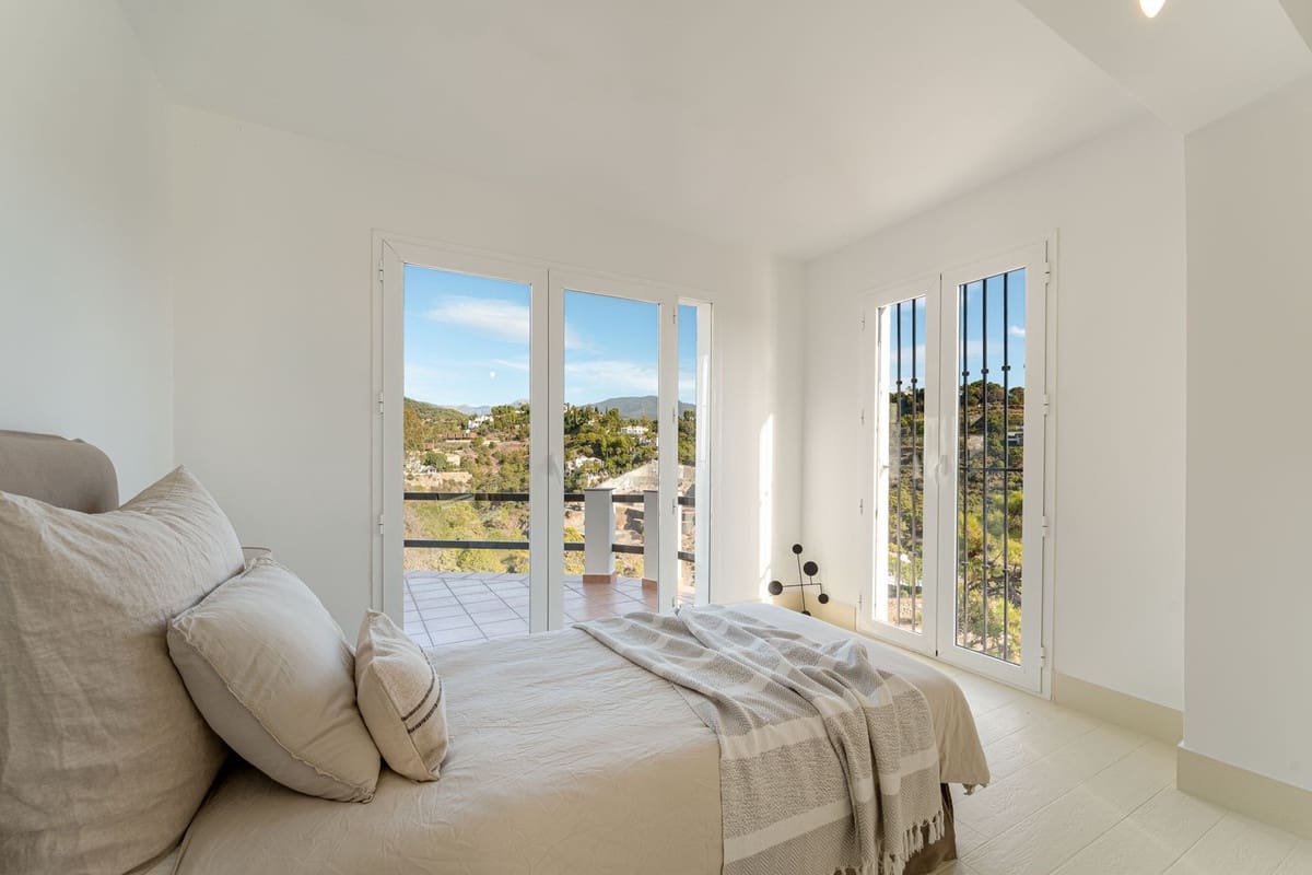 6 camera da letto Villa in vendita in El Madronal con piscina garage - 3.295.000 € (Rif: 9412746)