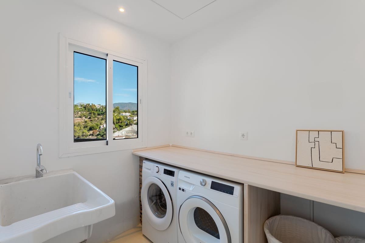 6 camera da letto Villa in vendita in El Madronal con piscina garage - 3.295.000 € (Rif: 9412746)