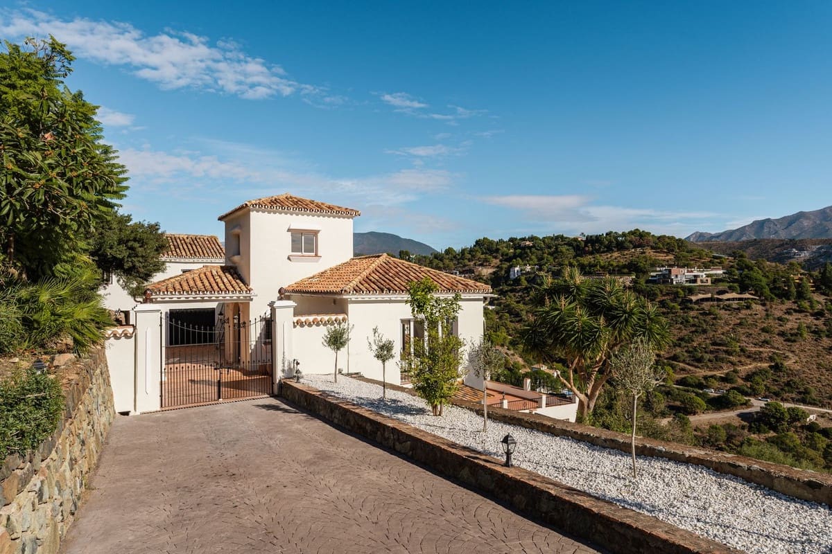 6 camera da letto Villa in vendita in El Madronal con piscina garage - 3.295.000 € (Rif: 9412746)