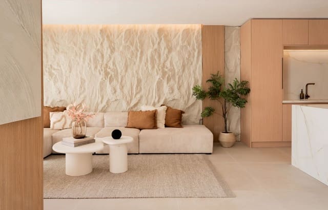 4 sypialnia Dom na sprzedaż w Puerto Banus, Marbella z basenem garażem - 1 450 000 € (Ref: 9412747)