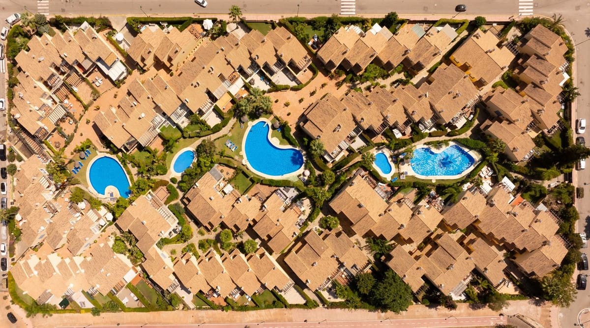 4 bedroom Townhouse for sale in Puerto Banus with pool garage - € 1,450,000 (Ref: 9412747)