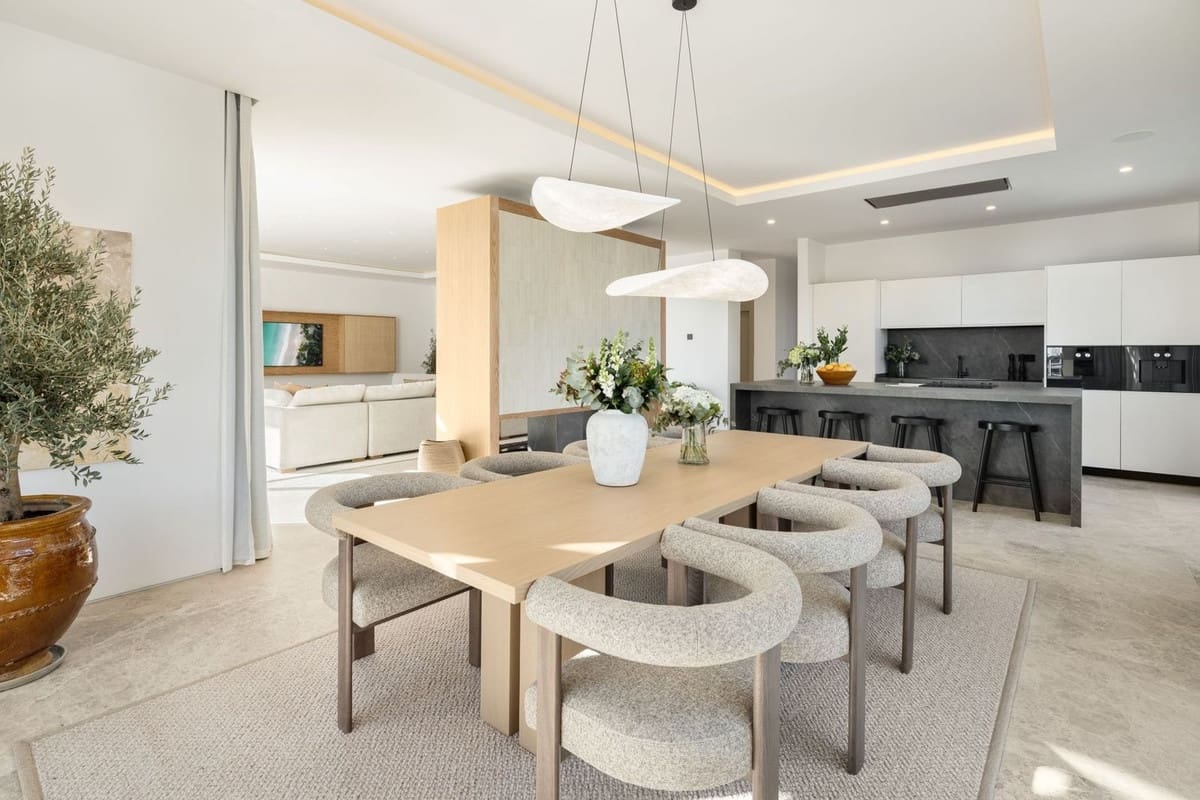 6 sypialnia Willa na sprzedaż w Marbella z basenem garażem - 10 950 000 € (Ref: 9412748)