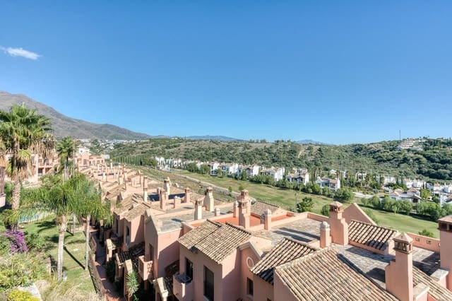 Casa de 3 habitaciones en Estepona en venta con piscina garaje - 449.000 € (Ref: 9415062)