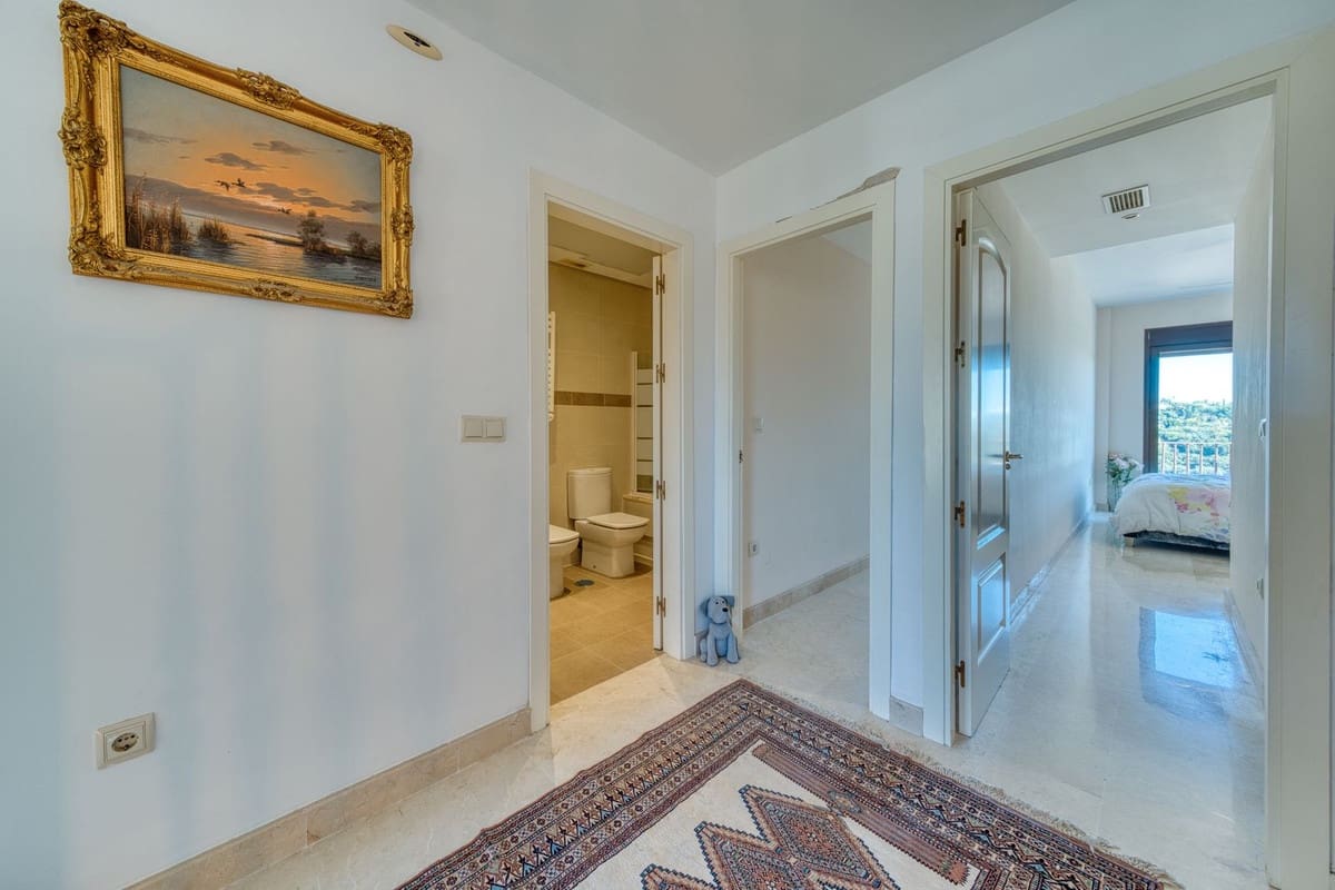3 bedroom Townhouse for sale in Estepona with pool garage - € 449,000 (Ref: 9415062)