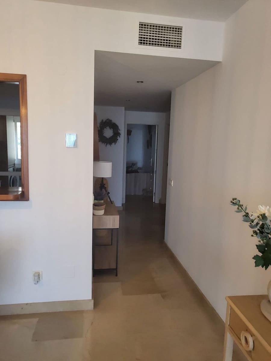 2 camera da letto Appartamento da affittare in La Duquesa / Puerto de la Duquesa con piscina garage - 1.250 € (Rif: 9417616)