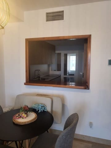 2 bedroom Apartment for rent in La Duquesa / Puerto de la Duquesa, Manilva with pool garage - € 1,250 (Ref: 9417616)