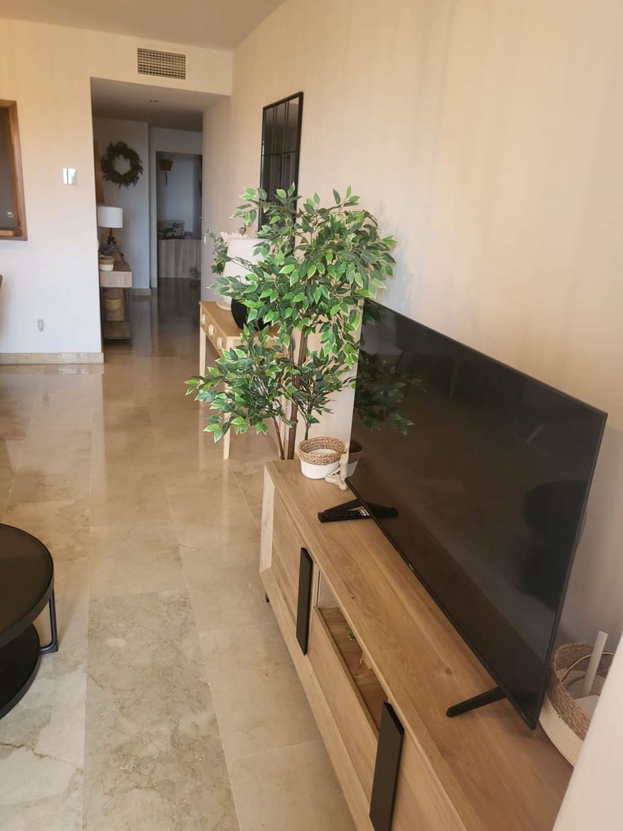 2 camera da letto Appartamento da affittare in La Duquesa / Puerto de la Duquesa con piscina garage - 1.250 € (Rif: 9417616)