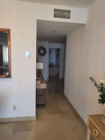 Apartamento de 2 habitaciones en La Duquesa / Puerto de la Duquesa, Manilva en alquiler vacacional con piscina garaje - 1.750 € (Ref: 9417617)