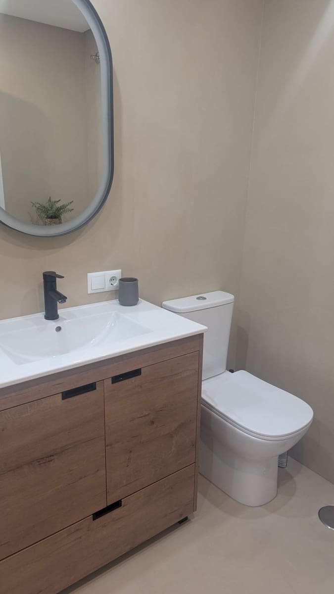 2 bedroom Apartment for holiday rental in La Duquesa / Puerto de la Duquesa with pool garage - € 1,750 (Ref: 9417617)