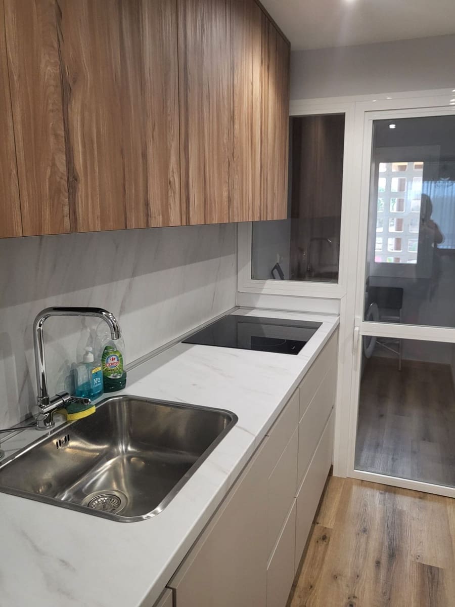 2 bedroom Apartment for holiday rental in La Duquesa / Puerto de la Duquesa with pool garage - € 1,750 (Ref: 9417617)