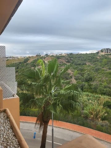 Apartamento de 2 habitaciones en La Duquesa / Puerto de la Duquesa, Manilva en alquiler vacacional con piscina garaje - 1.750 € (Ref: 9417617)