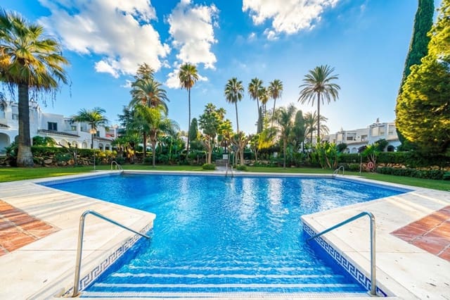 2 sovrum Takvåning till salu i Mijas Golf, Mijas med pool garage - 289 500 € (Ref: 9421518)