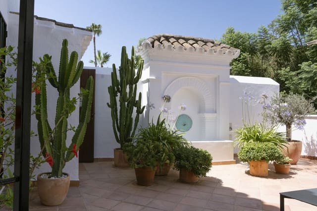 3 slaapkamer Huis te koop in Golden Mile, Marbella met zwembad - € 1.695.000 (Ref: 9426432)