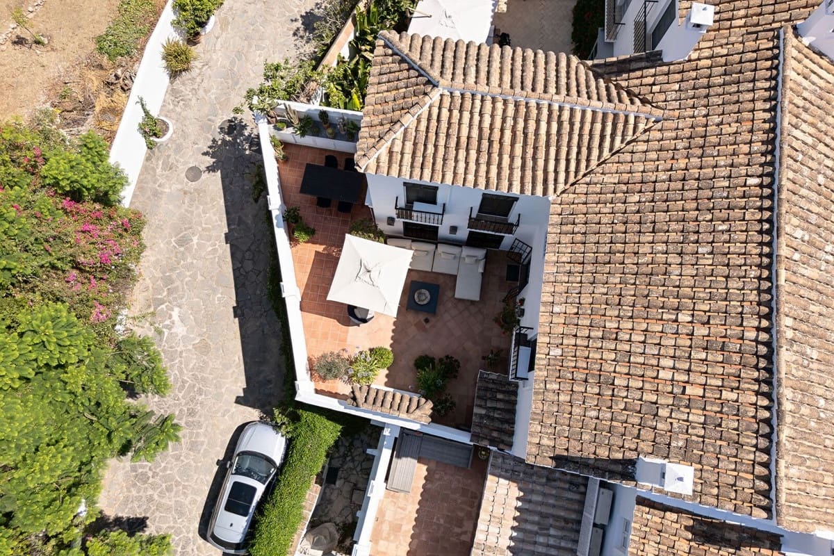 3 slaapkamer Huis te koop in Golden Mile met zwembad - € 1.695.000 (Ref: 9426432)