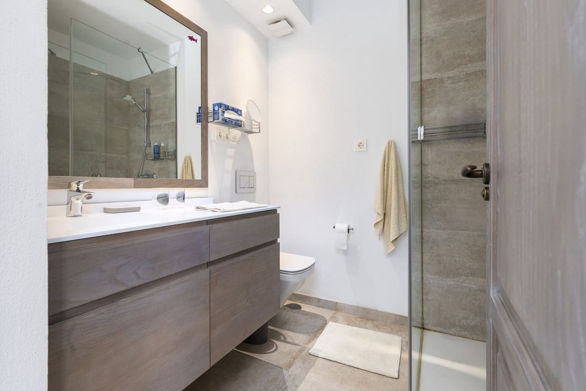 3 bedroom Townhouse for sale in Golden Mile with pool - € 1,695,000 (Ref: 9426432)