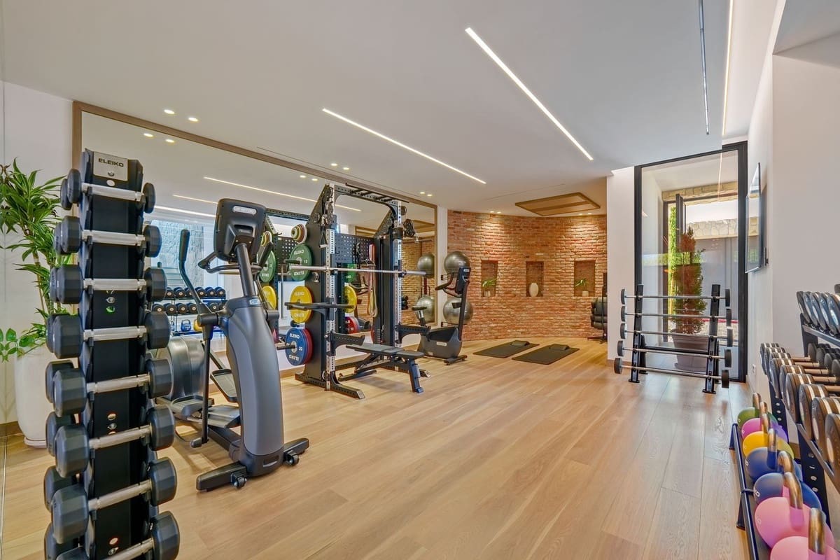 5 soveværelse Villa til salg i Benahavis med swimmingpool garage - € 5.495.000 (Ref: 9428731)