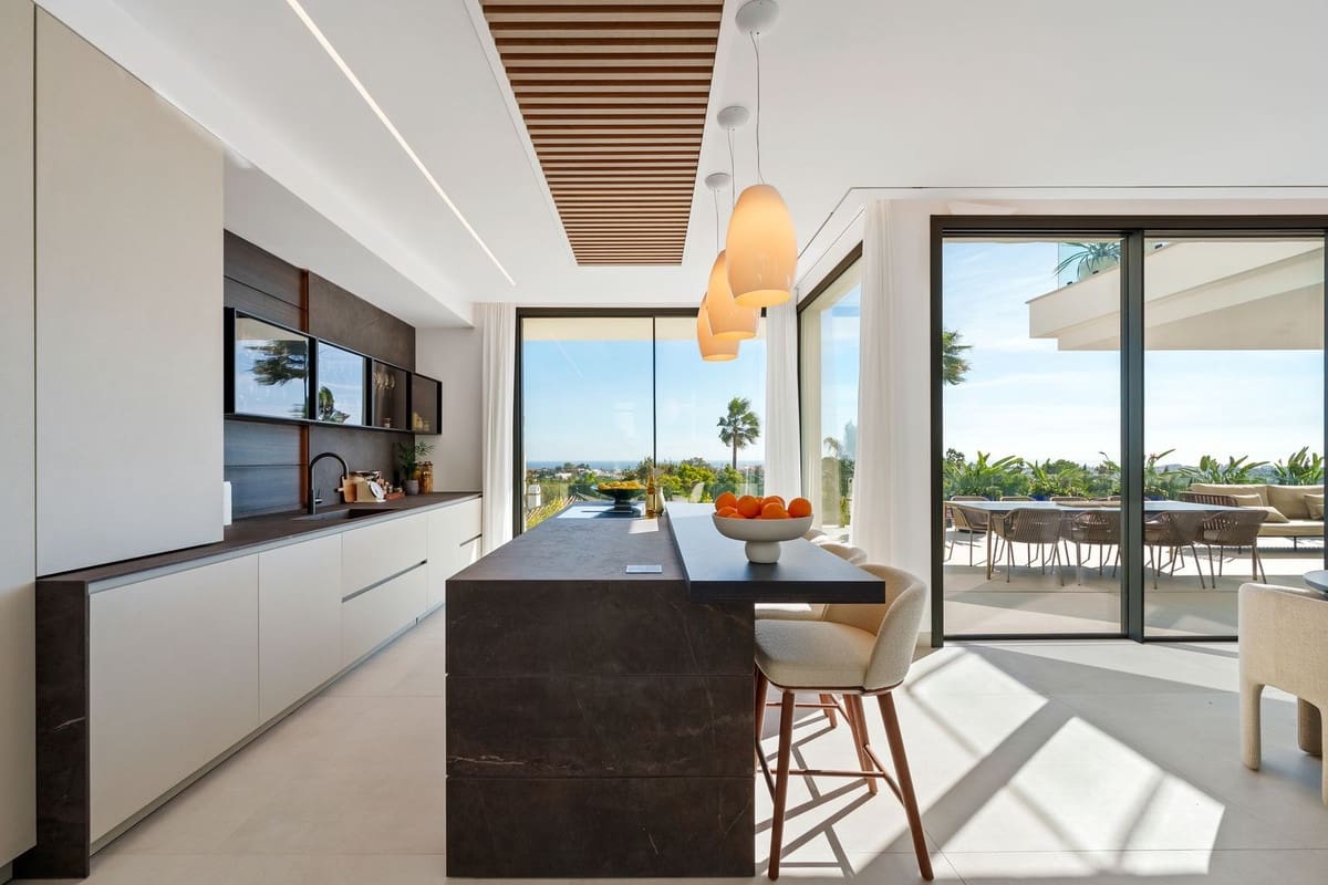 Chalet de 5 habitaciones en Benahavís en venta con piscina garaje - 5.695.000 € (Ref: 9428902)