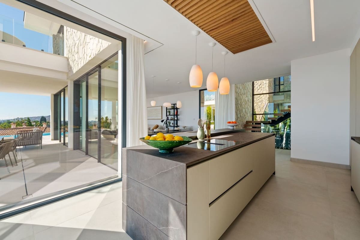 Chalet de 5 habitaciones en Benahavís en venta con piscina garaje - 5.695.000 € (Ref: 9428902)