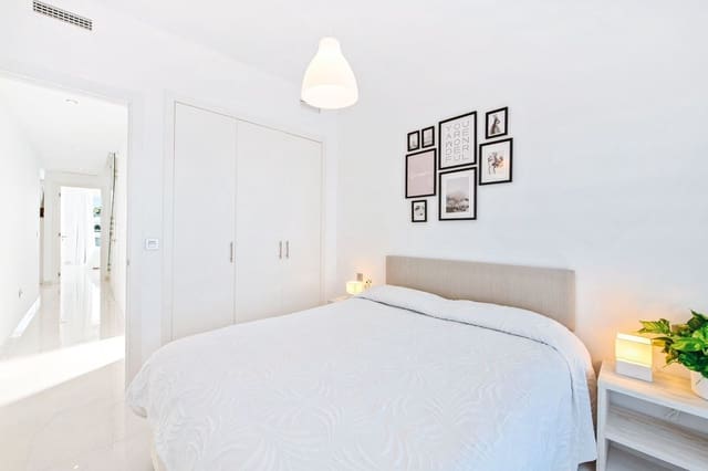 3 soverom Leilighet til leie i Bel-Air, Estepona med svømmebasseng garasje - € 3 000 (Ref: 9428903)