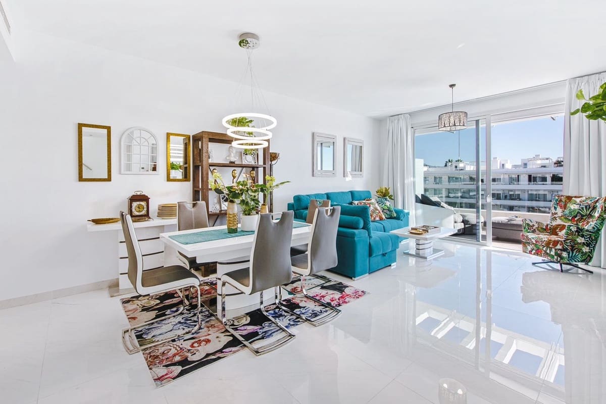 3 makuuhuone Huoneisto vuokrattavana paikassa Estepona mukana uima-altaan 
autotalli - 2 900 € (Ref: 9428903)