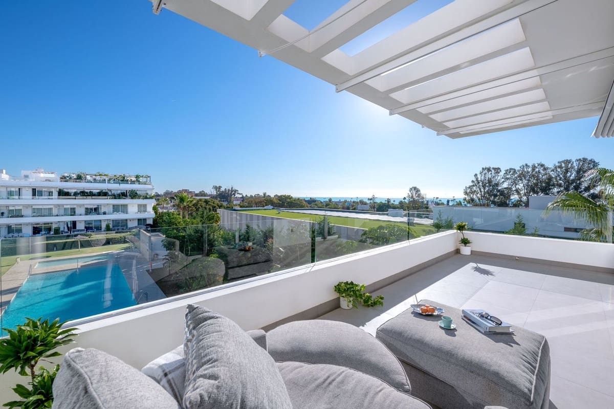 3 makuuhuone Huoneisto vuokrattavana paikassa Estepona mukana uima-altaan 
autotalli - 2 900 € (Ref: 9428903)