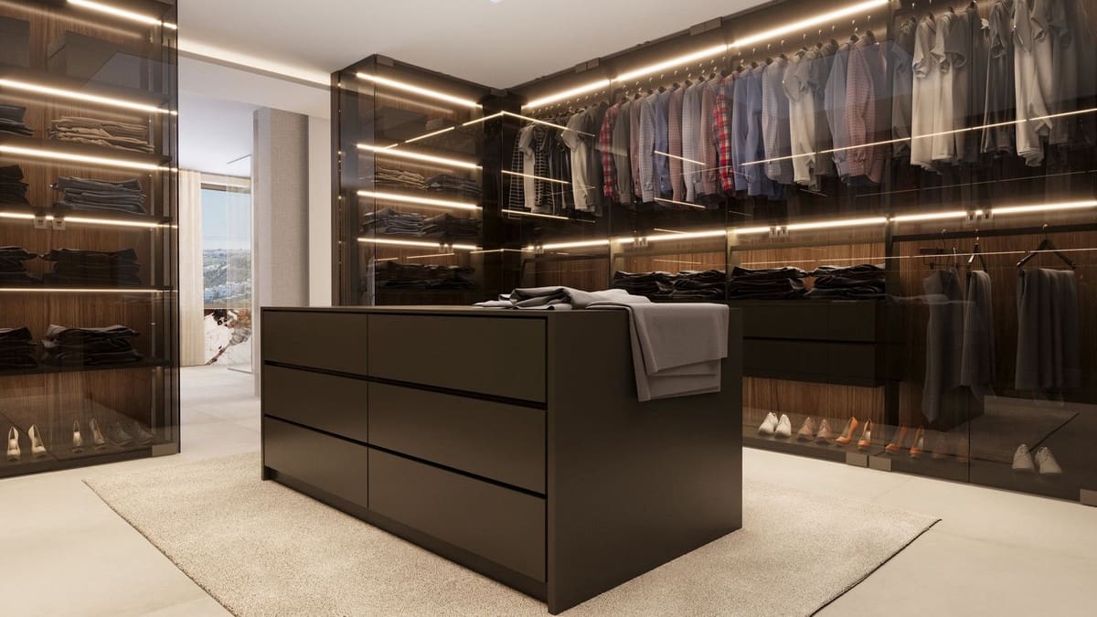 6 bedroom Villa for sale in El Madronal with pool garage - € 11,300,000 (Ref: 9432302)