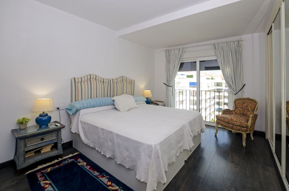 3 Zimmer Penthouse zu verkaufen in Marbella mit Pool - 1.197.000 € (Ref: 9436334)