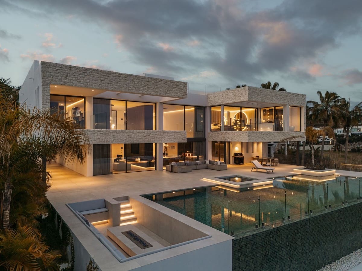 4 sypialnia Willa na sprzedaż w Benahavis z basenem garażem - 5 950 000 € (Ref: 9438730)