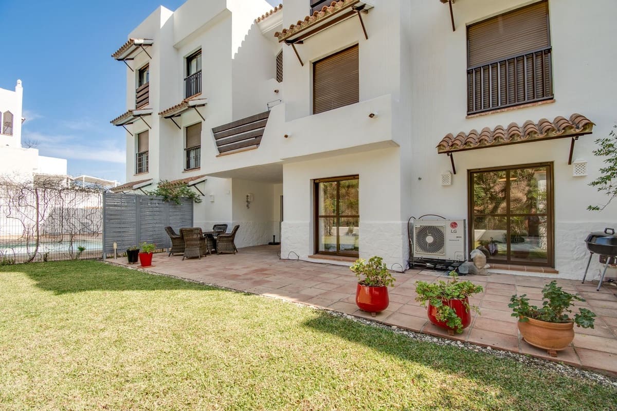 2 bedroom Apartment for sale in New Golden Mile with pool garage - € 350,000 (Ref: 9443756)