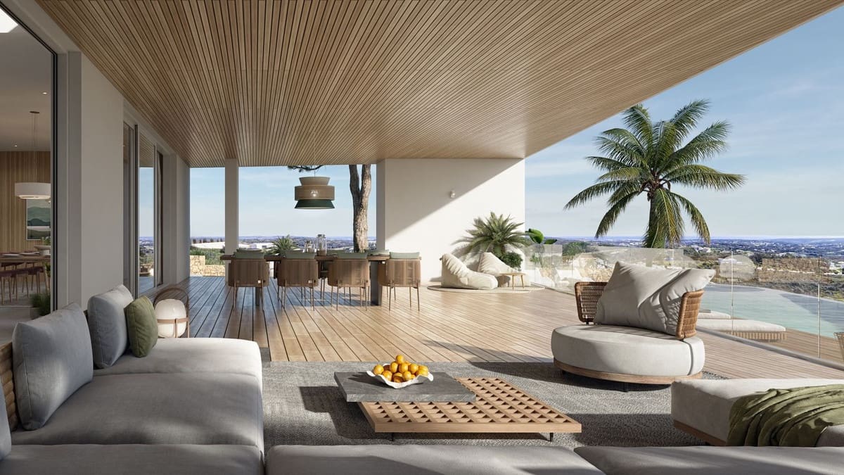 6 bedroom Villa for sale in Sotogrande with pool garage - € 6,900,000 (Ref: 9444790)