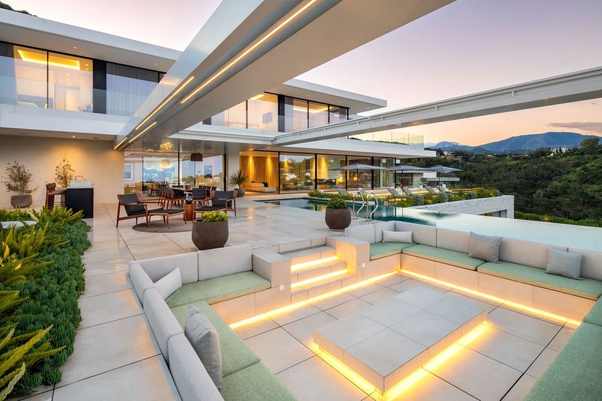 8 sovrum Villa till salu i Benahavis med pool garage - 11 500 000 € (Ref: 9444914)