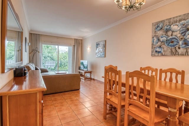 2 chambre Appartement à vendre à Estepona avec piscine garage - 420 000 € (Ref: 9449893)