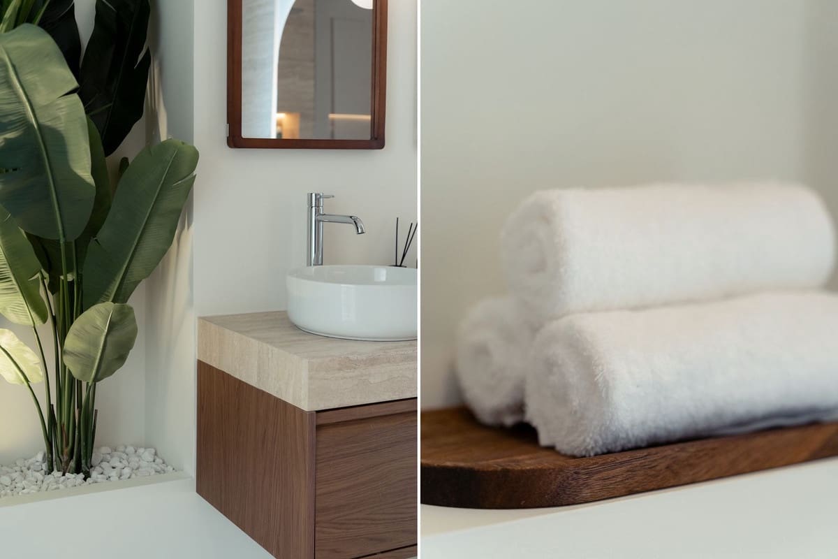 4 bedroom Townhouse for sale in La Quinta with pool garage - € 1,195,000 (Ref: 9451090)